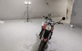 SUZUKI INAZUMA 400 GK7BA