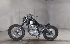 SUZUKI GLASS TRACKER BIG BOY NJ47A