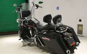 HARLEY FLHRCI 1450 2005