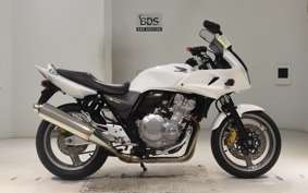 HONDA CB400 SUPER BOLDOR VTEC 2010 NC42