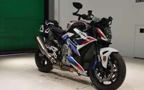 BMW M1000R 2025