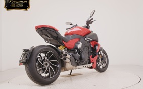 DUCATI DIAVEL V4 2025