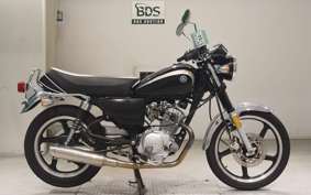 YAMAHA YB125SP 2023