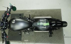 TRIUMPH BONNEVILLE ボバー 2022