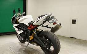 TRIUMPH DAYTONA 675 R 2015
