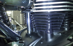 TRIUMPH BONNEVILLE 2015