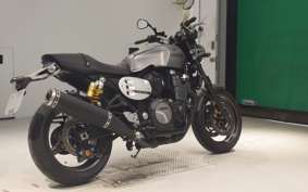 YAMAHA XJR1300 C 2016