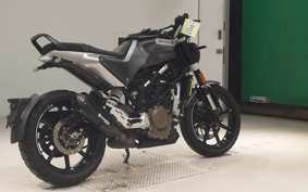 HUSQVARNA HUSQVARNA スバルトピレン250