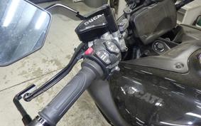 DUCATI DIAVEL V4 2025