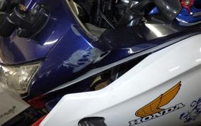 HONDA CBR250R GEN 3 MC41