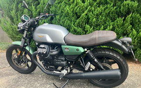 MOTO GUZZI MOTO GUZZI V7 STONE 2021 ZGUKZ