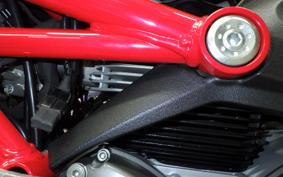 DUCATI MONSTER 696 2010