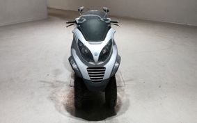 PIAGGIO MP3 250 RL ZAPM4720