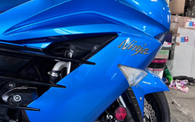 KAWASAKI NINJA ZX-14R ABS 2013 ZXNE19