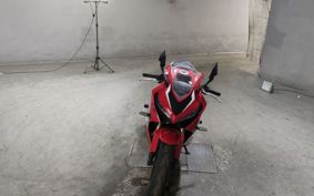 HONDA CBR650R 2021 RH03
