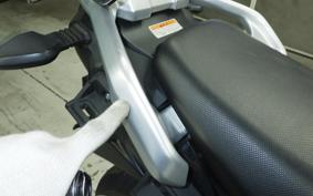 SUZUKI Vｽﾄﾛｰﾑ250 1998