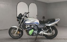 HONDA CB400SF TRAINING CAR NC39