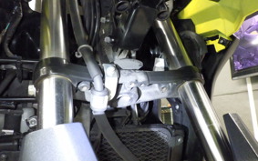 SUZUKI Vｽﾄﾛｰﾑ250 1999