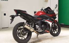 SUZUKI GSX250R 2004