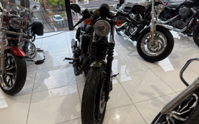 HARLEY XL883N 2016 LE2