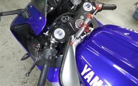 YAMAHA YZF-R1 2001