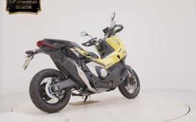 HONDA X-ADV 750 2025