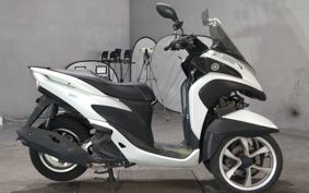 YAMAHA TRICITY 125 SE82J