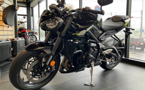 TRIUMPH STREET TRIPLE RS 2025 HDA614