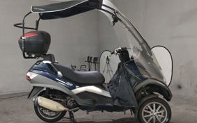 PIAGGIO MP3-250FL ZAPM6320