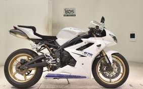 TRIUMPH DAYTONA 675 2011