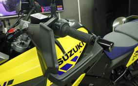 SUZUKI Vｽﾄﾛｰﾑ1050XT 2021 EF11M