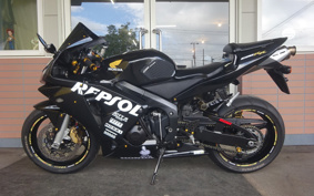 HONDA CBR600RR 2004 PC37