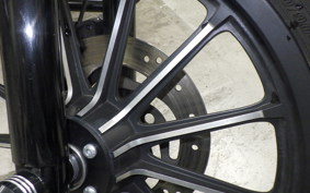HARLEY XL883N 2013