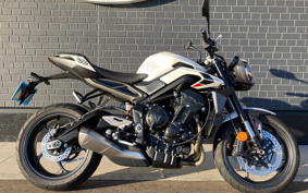 TRIUMPH STREET TRIPLE R 2024 HDA604