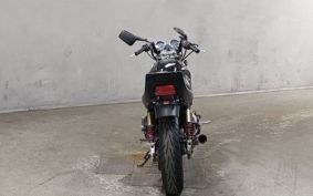 SUZUKI GSX250 ZR250C