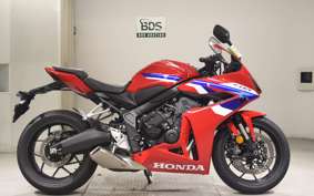 HONDA CBR650R E-Clutch 2025 RH17