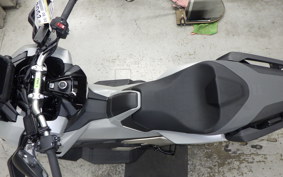 HONDA X-ADV 750 2026 RH21