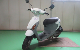 SUZUKI LETS4 CA41A