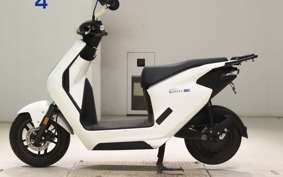 HONDA EM1 e: 2024 EF16
