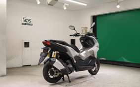 HONDA ADV160 2018 KF54