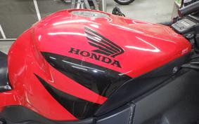 HONDA CBR1000RR 2005 SC57