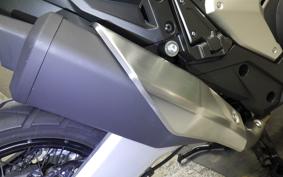 HONDA X-ADV 750 2025 RH21