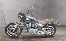 HONDA CB750 CUSTOM RC04