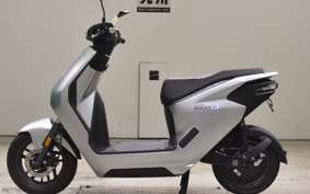 HONDA EM1 e: EF16