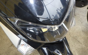 YAMAHA N-MAX SE86J