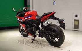 HONDA CBR650R E-Clutch 2025 RH17