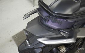 HONDA CB200X