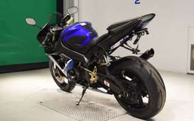 YAMAHA YZF-R1