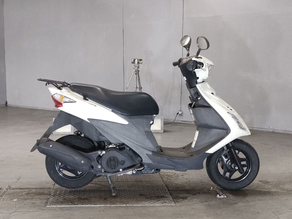 Фото Suzuki ADDRESS V125 с японского аукциона