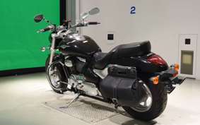 SUZUKI BOULEVARD 400 2015